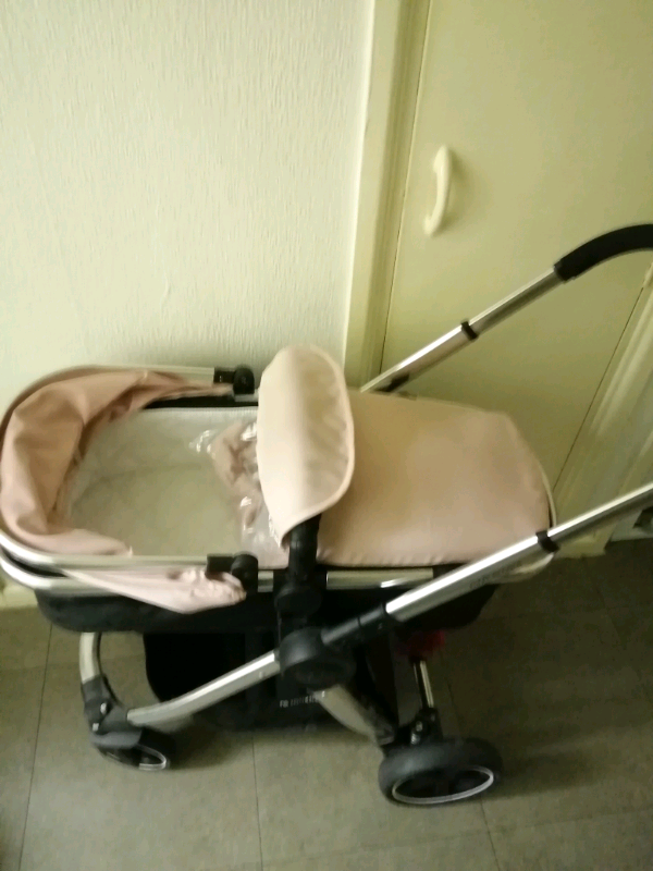 mothercare 4 wheel journey blush